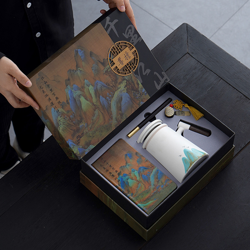 会社のビジネスセットの贈り物千里江山のノートパソコンの陶磁器のお茶の杯の贈り物のお土産は取引先にプレゼントします。|undefined