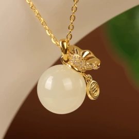 项链;和田玉项饰;莫桑钻项饰