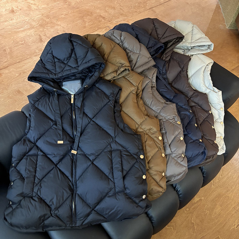 2026 Fall/Winter New Fashion European and American Style Short Quilted Down Vest Warm Coat Vest Trendy 2026 Fall/Winter New Fashion European and American Style Short Quilted Down Vest Warm Coat Vest Trendy