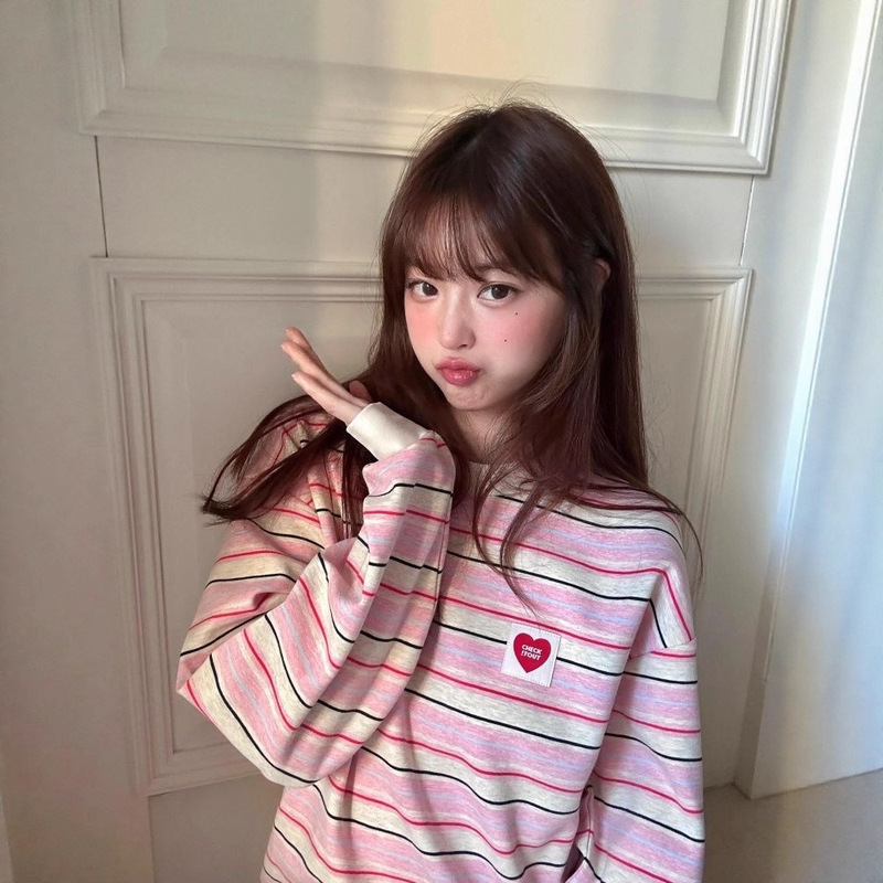 Korean Sweet Stripesd Round Neck Long-Sleeved T-Shirt for Women in Autum New Loose Slimming Look Lazy Style Contrasting Color Versatile Top