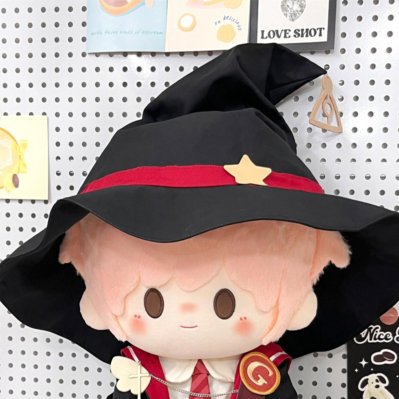 Шапка Magic Academy, красная