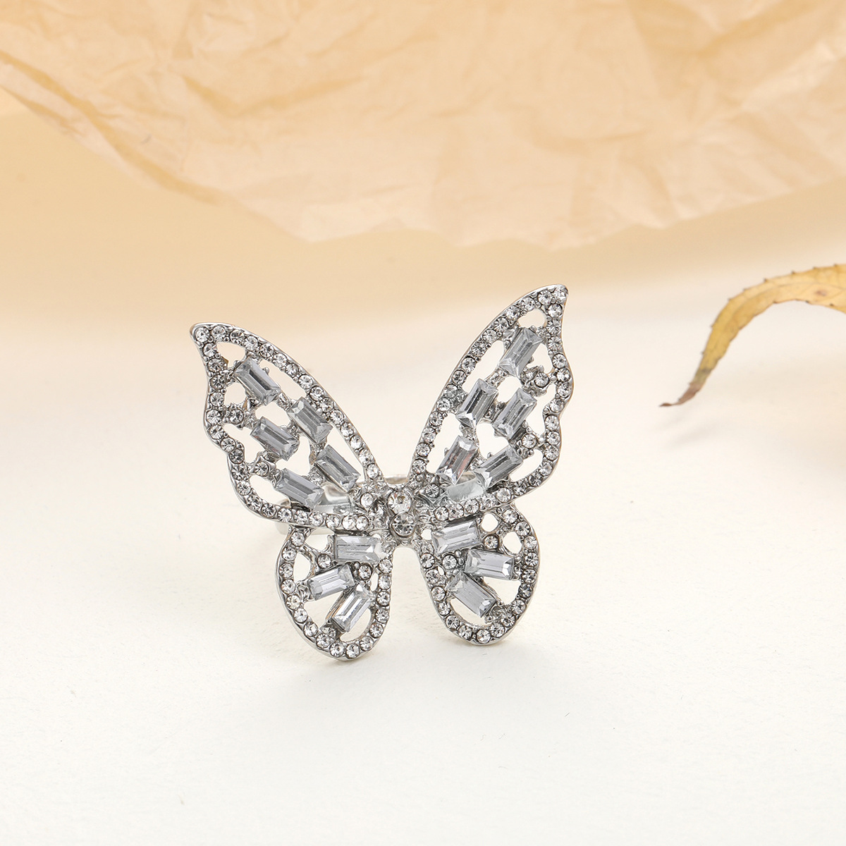 Fashion Butterfly Alloy Plating Rhinestones Women's Open Ring display picture 5