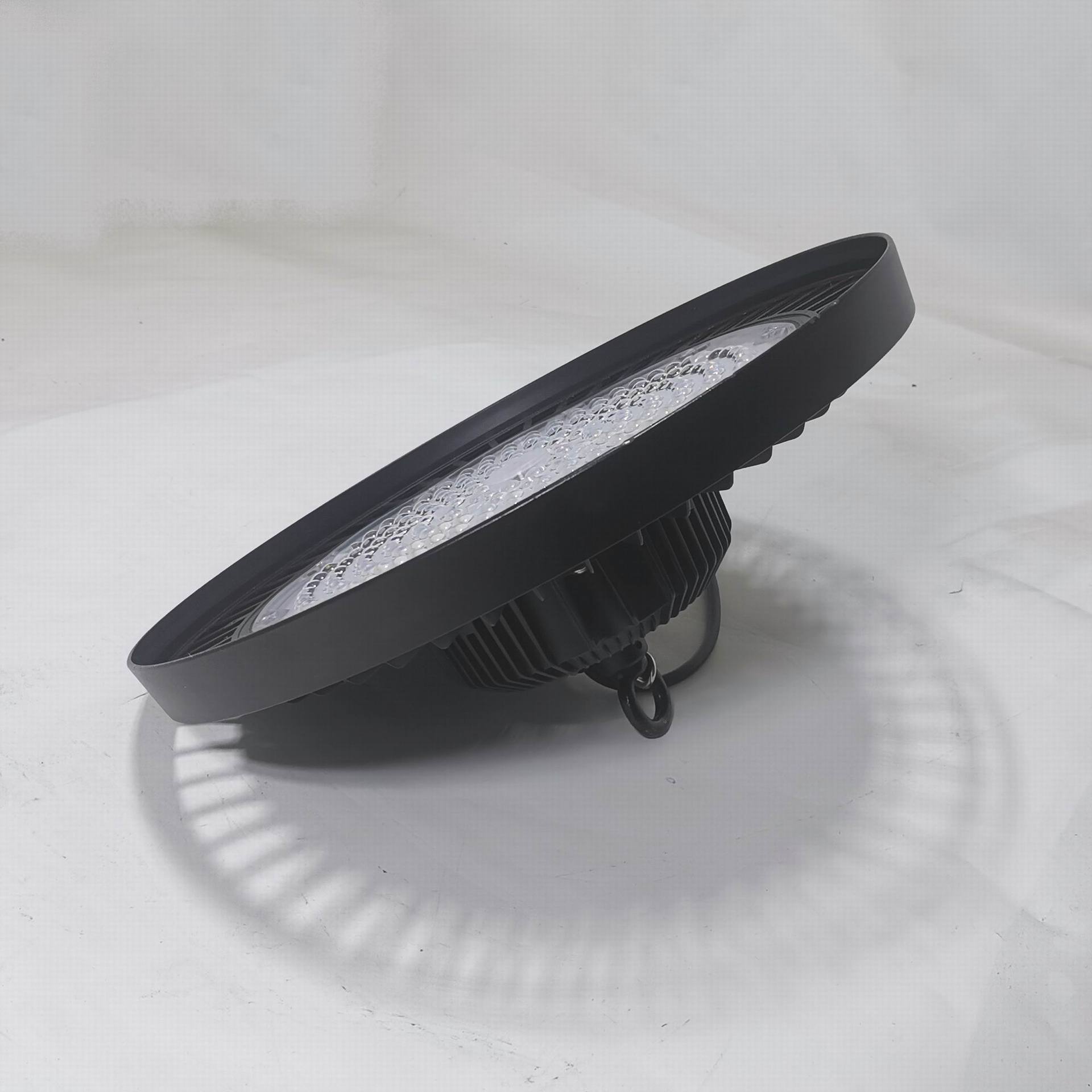 厂房仓库照明LED高棚灯高光效200W天棚灯UFO飞碟工矿灯LED工矿灯