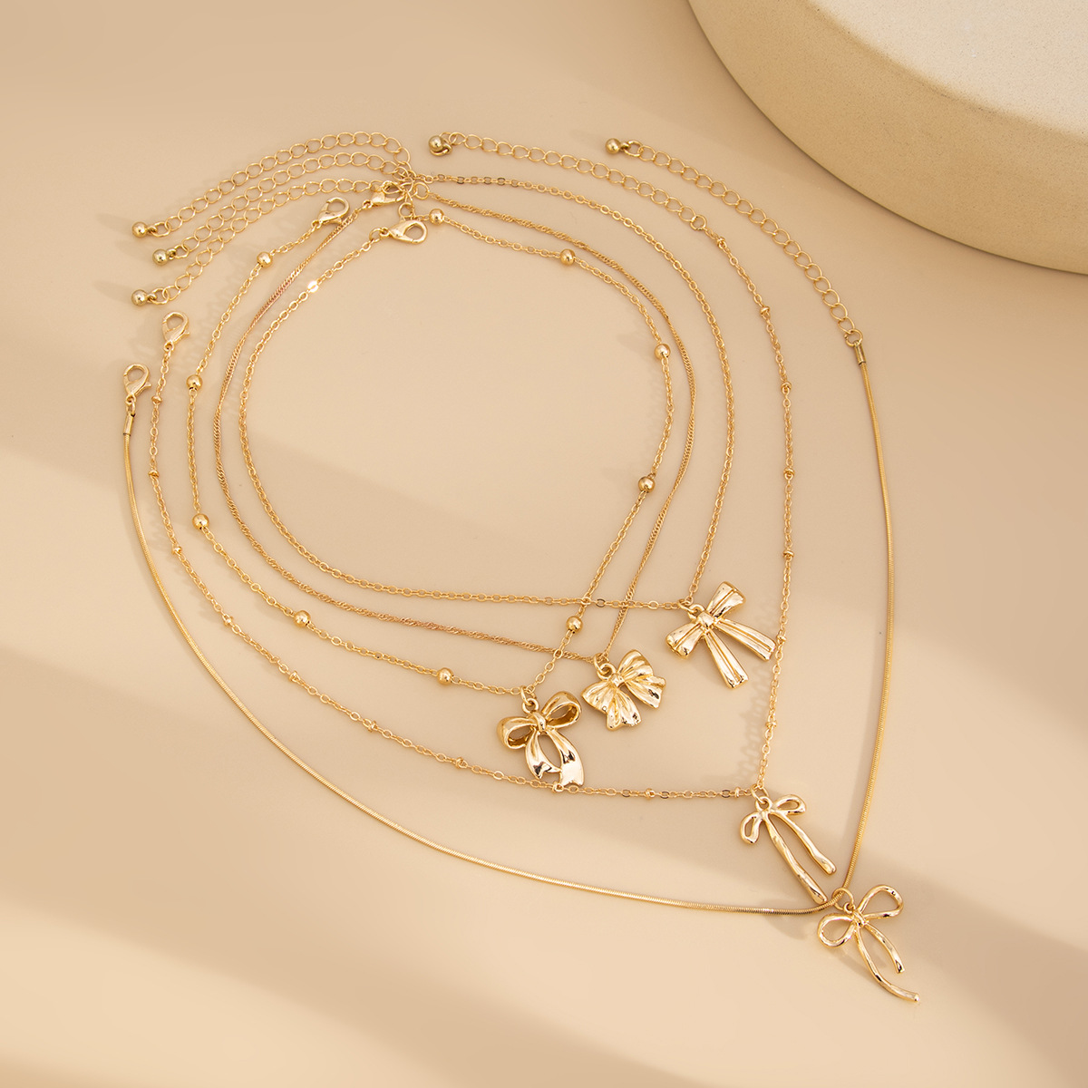 Street Occasion Retro Classic Style Bow Knot Alloy Metal Cable Chain Lobster Trigger Clasp Closure Pendant Necklaces Wholesale