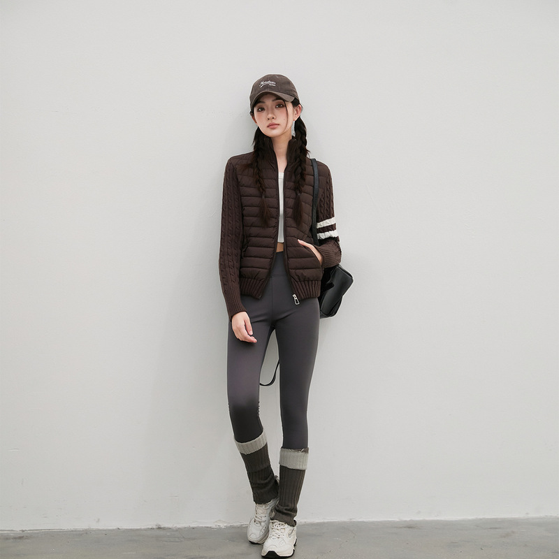 Trendy short knitted patchwork cotton jacket, slim fit, new style, warm, lightweight, fashionable outerwear, stand-up collar, versatile Trendy short knitted patchwork cotton jacket, slim fit, new style, warm, lightweight, fashionable outerwear, stand-up collar, versatile
