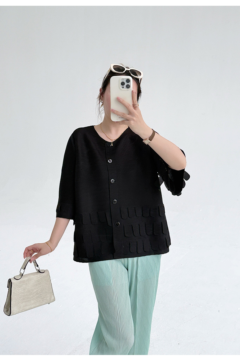 Áo cardigan nữ dáng váy xếp ly tay ngắn phối dáng rộng — Màu đen chi tiết 15