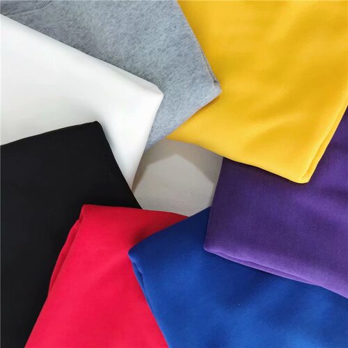 White round neck sweatshirt for men, autumn and winter style, trendy student version without a hat, men's Hong Kong style, black men's fashion.