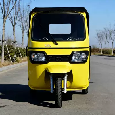 Fuel-powered tricycles for passenger Sərnişin üçtəkərli motosikllar