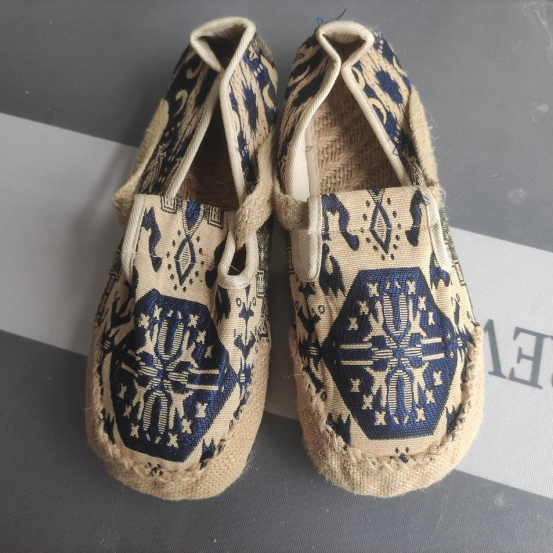 Summer straw ethnic breathable shoes from Yunnan province for men…