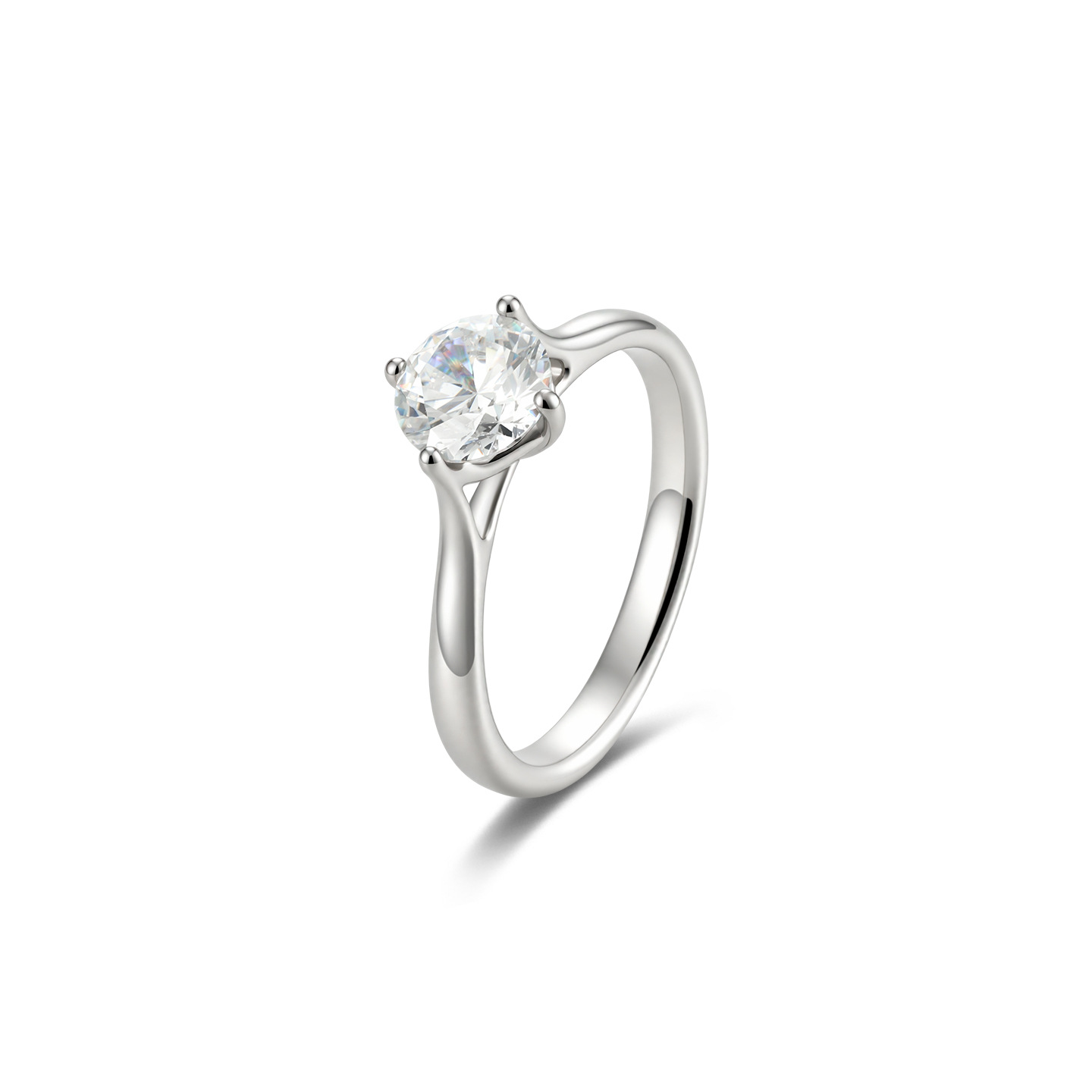 Xuping simple mosaico de una sola gema artificial de cuatro garras anillo de moda pareja en anillo de boda de estilo