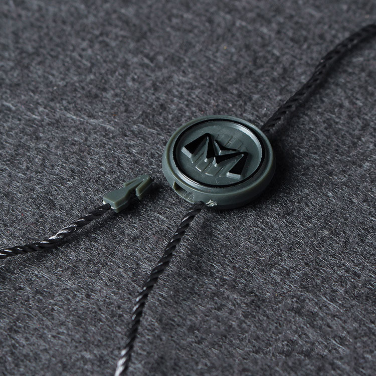Factory wholesale creative women's clothing tags formulate color…