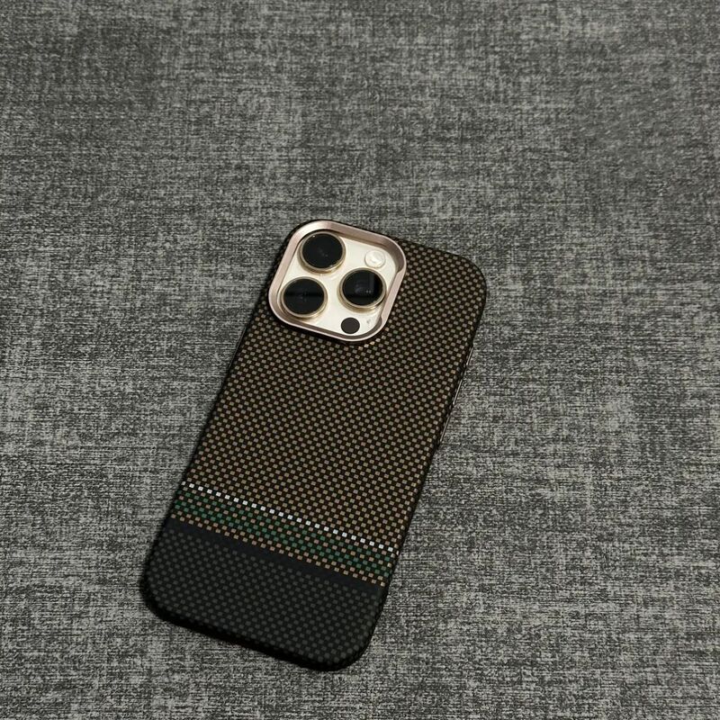 适用iPhone17promax凯夫拉碳纤维纹理磁吸手机壳苹果16防摔保护套|undefined