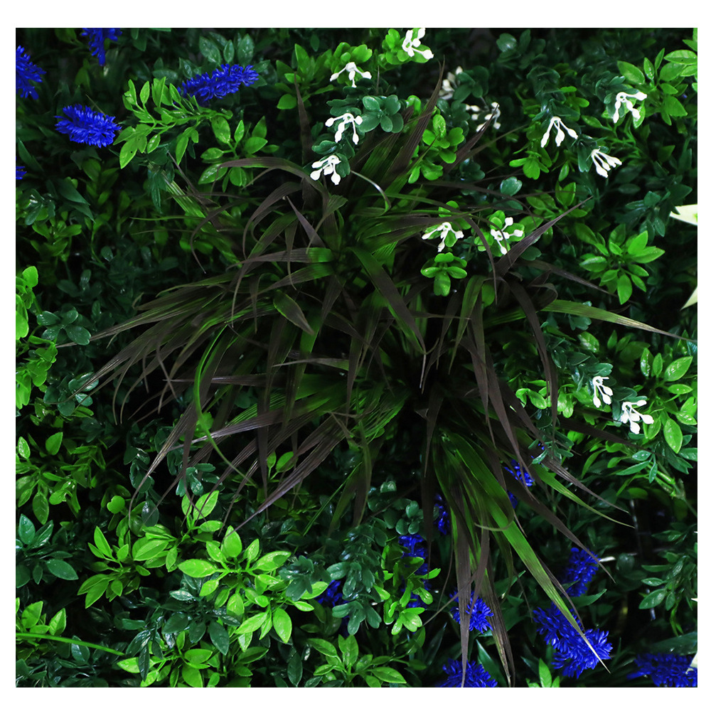 Pared de planta simulada Red de pared de planta verde Pared de fondo rojo Flores falsas Hierba falsa Plantas verdes Decoración de césped artificial interior Paisajismo