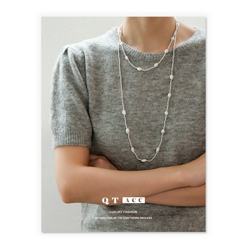 Brass fashionable organic necklace from pearl