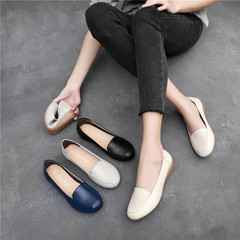 Leather single sole shoes, flat and comfortable, refreshing work shoes, casual shoes, mother's shoes, priced at 2695.
