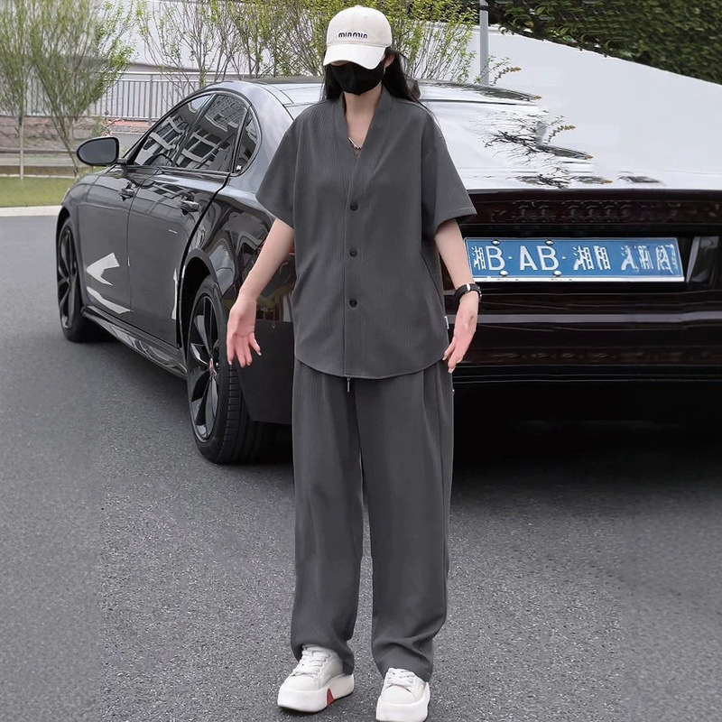 New Chinese-Style Suit for Men and Women, 2026 Short-Sleeved Shirt and Long Pants Two-Piece Set, Loose-Fitting, Solid Color, Simple Casual Outfit New Chinese-Style Suit for Men and Women, 2026 Short-Sleeved Shirt and Long Pants Two-Piece Set, Loose-Fitting, Solid Color, Simple Casual Outfit