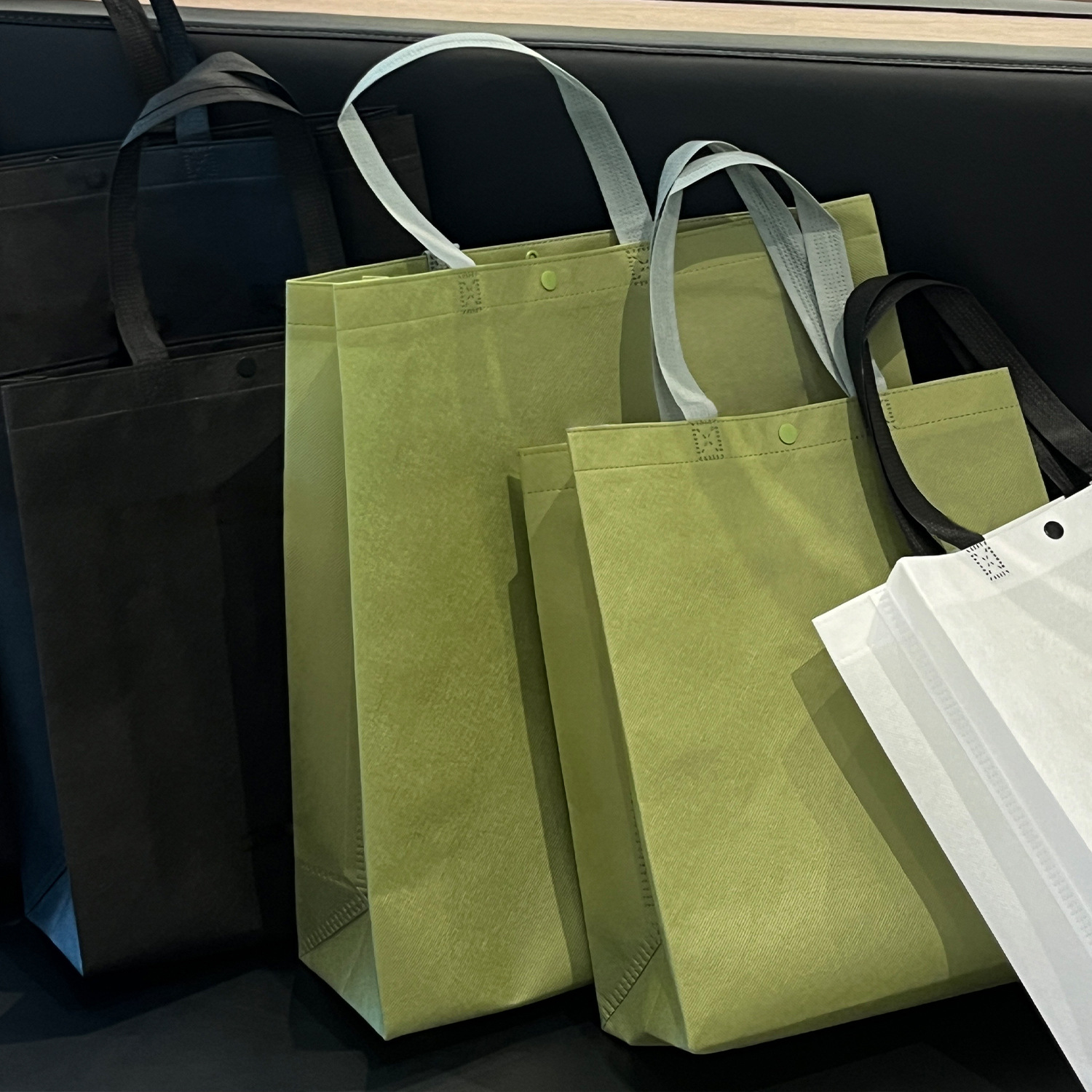 Can en blanco; pequeño 23*25*10CM;10