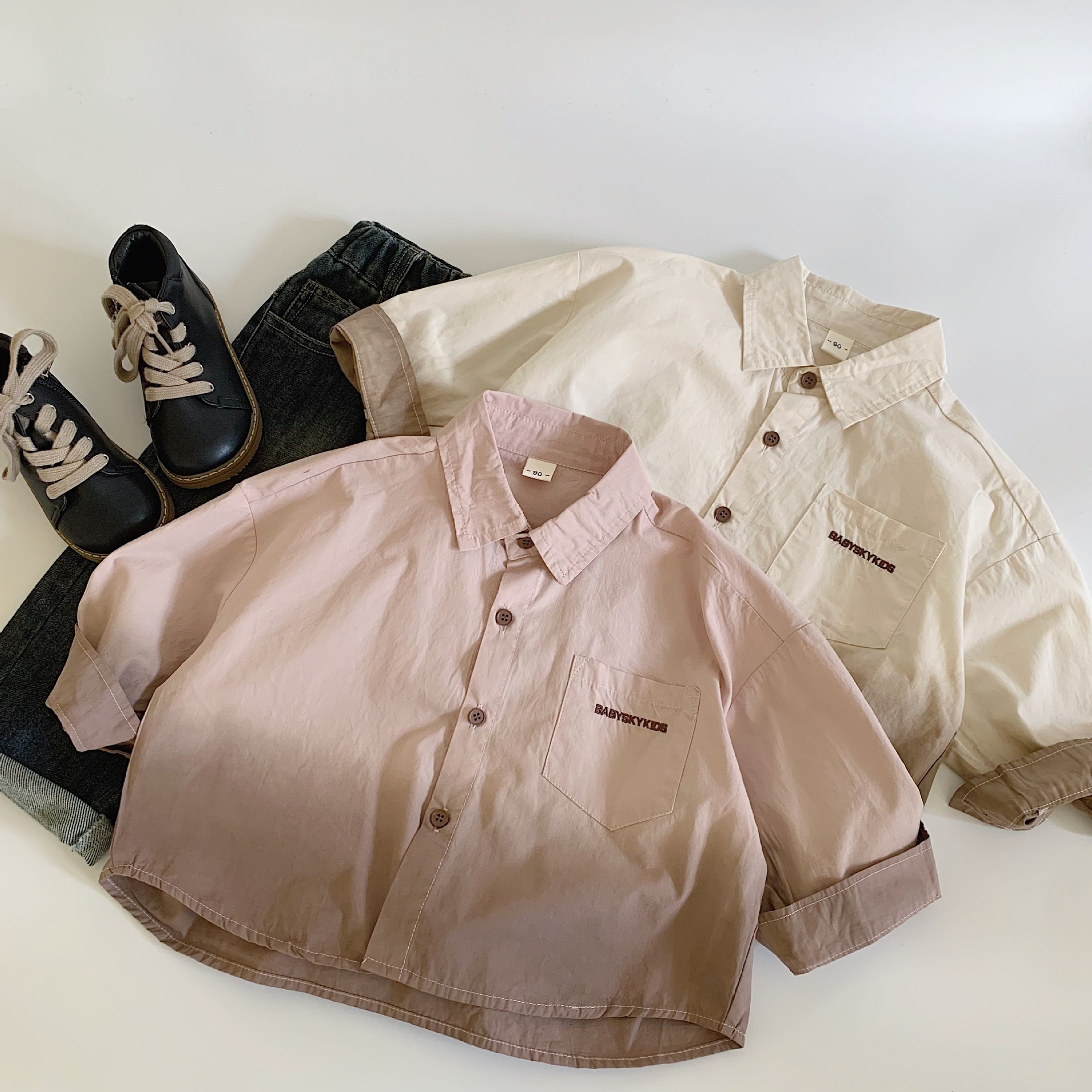 Camisas de niños Mai Bao 2025 primavera nuevos productos de algodón para niños camisas teñidas colgantes de ropa de niños camisas de mangas largas