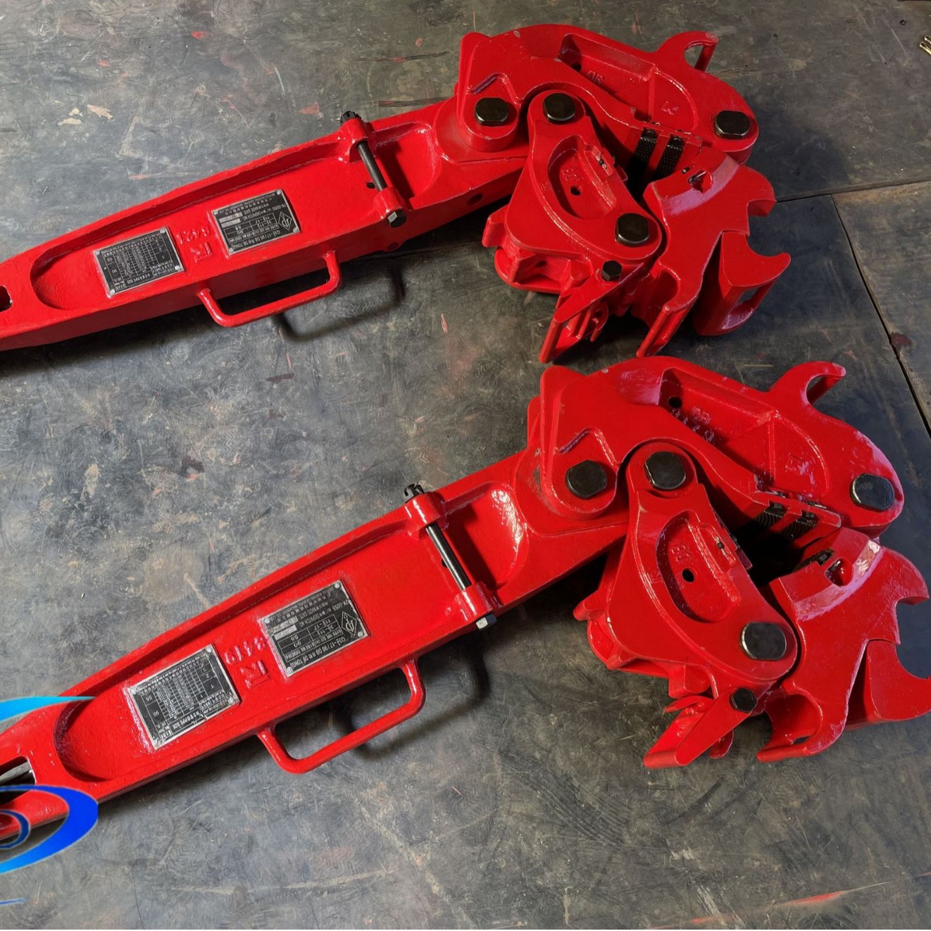 供应90KN卸扣吊钳 大口径钻杆卸扣钳 DB型套管吊钳