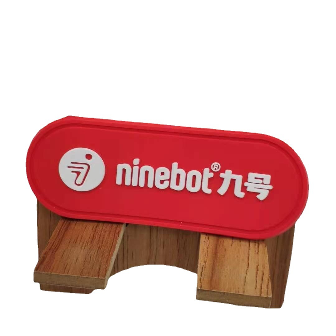 厂家免费设计加工压花皮标 滴塑标 商标布标江浙沪免运费量大优惠