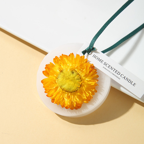 Wardrobe aromatherapy wax flakes, indoor household long-lasting fragrance pendant, fragrant room air freshener wardrobe wax flakes