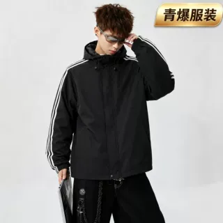 跨境2026新款条纹连帽冲锋衣外套男青年春秋潮流舒适宽松帅气百搭