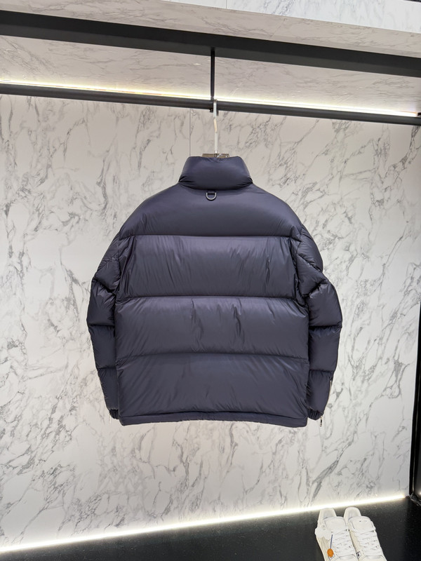 普家25ss P家新款提花尼龙羽绒服金属小标羽绒服|undefined