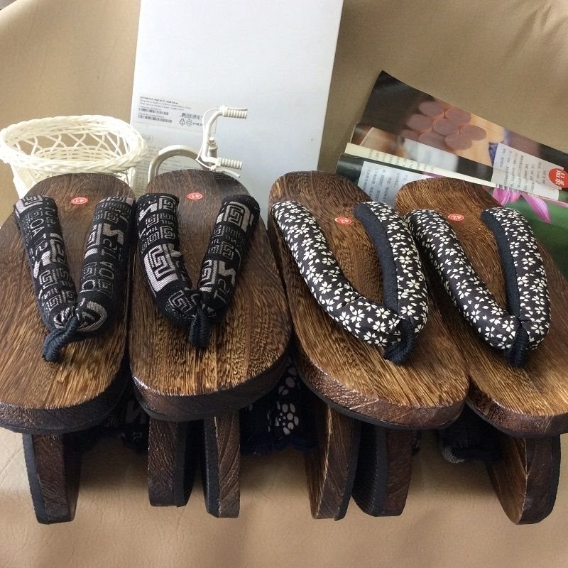 Free Shipping! Japanese Classic Men's Wooden Clogs, Ark Square-Toe Men's Wooden Clogs, Flip-Flops, Flat-Soled Wooden Clogs Free Shipping! Japanese Classic Men's Wooden Clogs, Ark Square-Toe Men's Wooden Clogs, Flip-Flops, Flat-Soled Wooden Clogs