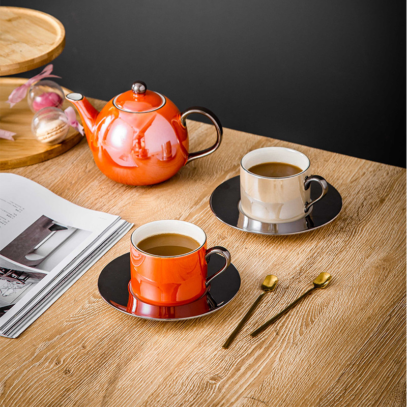 Vintage Entry Luxury European Style Phnom Penh Ceramic Coffee Cup and Saucer Cappuccino Afternoon Tea Hotel Tableware Set Coffee Pot