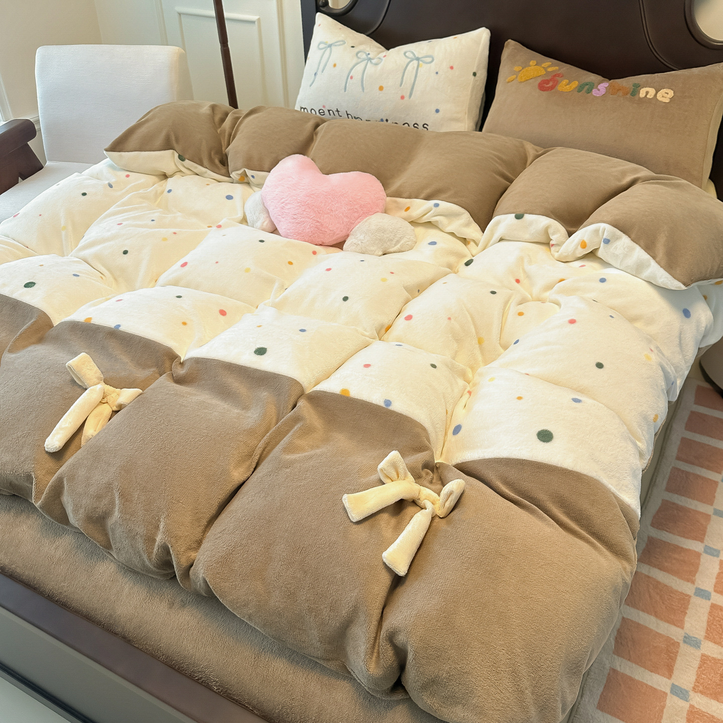 Invierno leche gruesa de terciopelo de cuatro piezas retrógrado con terciopelo de calentamiento sábanas cubiertas de cama dormitorio de flanel de tres piezas