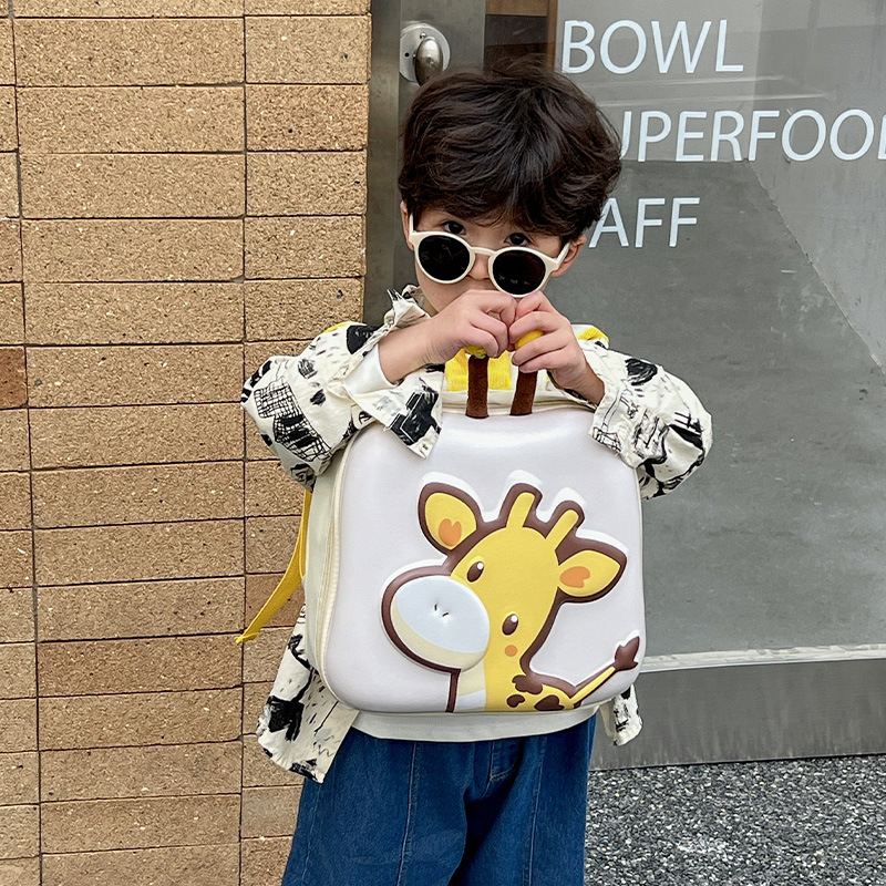Primavera y verano nuevos niños de dibujos animados bolsa de cáscara de huevo jardín de infantes lindo ciervo mochila de estudiantes mochila tridimensional para niños y niñas