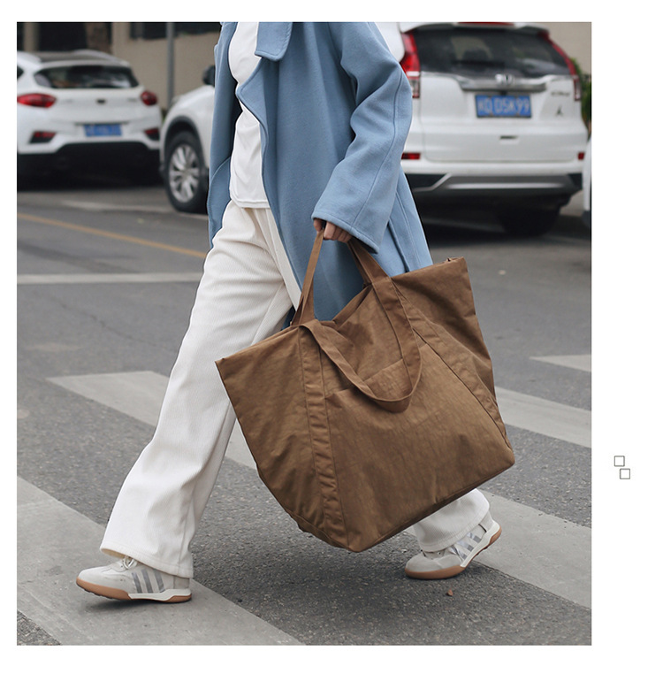 Women's American retro single-shoulder crossbody bag, casual tote bag, large-capacity single-shoulder bag, high appearance level, versatile travel bag undefined
