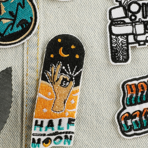 Computer embroidery logo cartoon car glasses embroidery seal logo clothing accessories clothing and hat patches accessories back adhesive tape