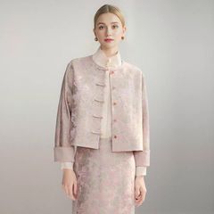 朗女装2025春新作ジャカードデザイン感国風シルク新中国式ピンク高級感ショートコート女性