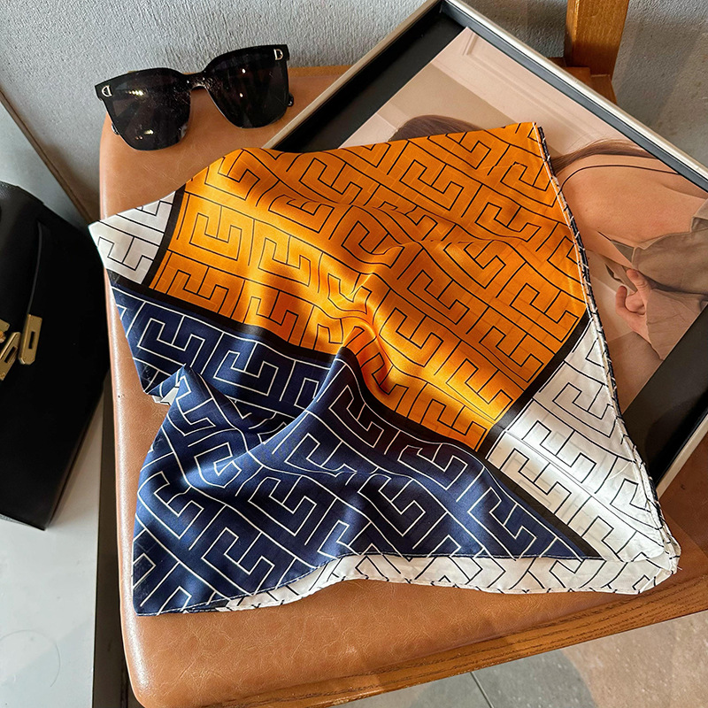 Bufandas de seda para mujeres 2025 primavera y otoño moda versátil temperamento minimalista 65cm bufandas de seda simuladas bufandas delgadas bufandas