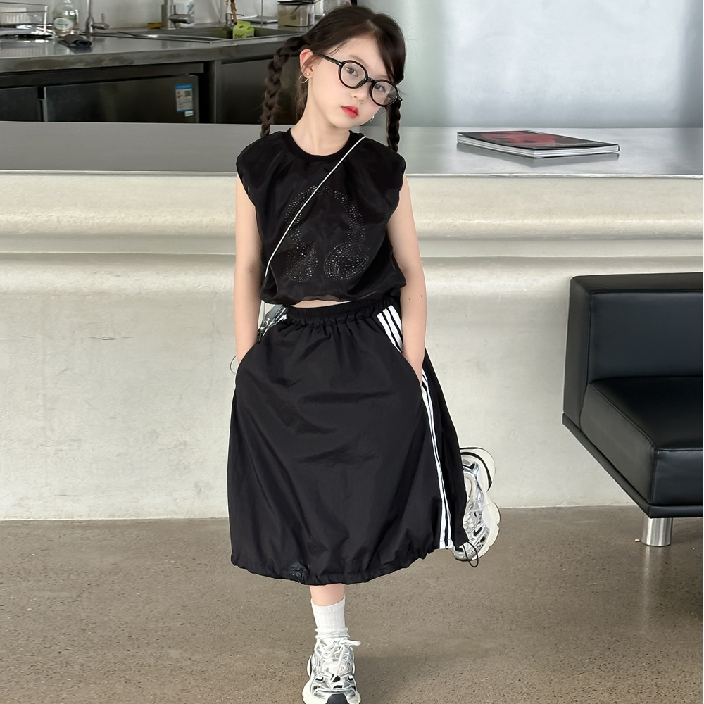 Children's Suit 2025 Summer Girls' Sleeveless Top with Diamond Headphones Skirt suit Small and Medium-sized Children's Girl's Treasure Fashion Fan Two-piece Set