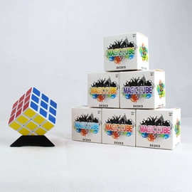 智力魔方;拼图、拼板