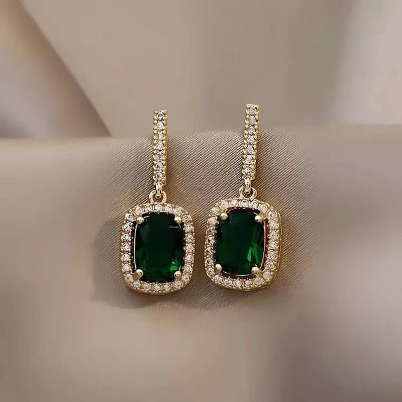 1B207 Green (2)