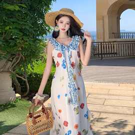 法式玫瑰碎花连衣裙三亚海度假漂亮氛围夏季新款绝美气质花边长裙