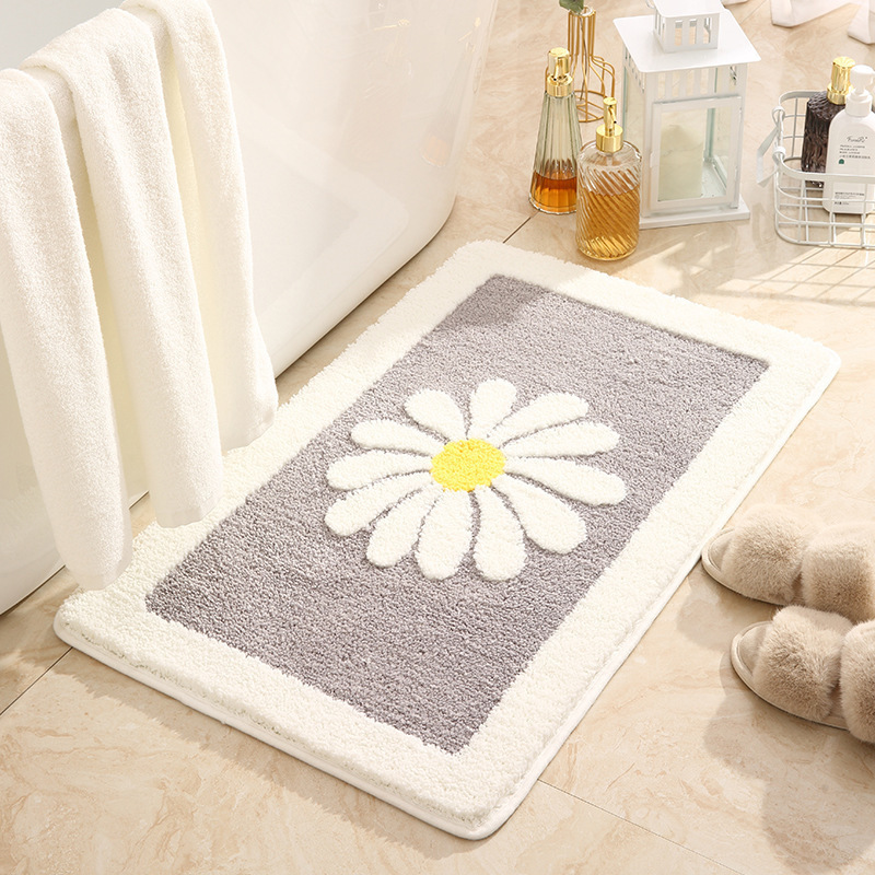 漫画のドアマットは家庭用トイレを厚くして、リビングの玄関のティーテーブルの足マットはカシミヤのマットに似せている|undefined