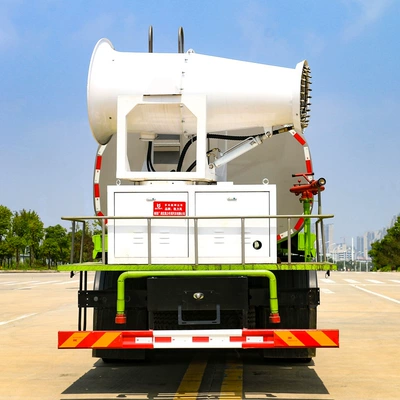 Suvarma maşınları 25 Tons Sprinkler Truck