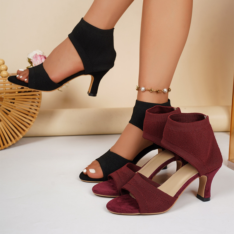 Cross-Border Plus-Size 2026 Summer New Fashion Peep-Toe Slip-On High-Heeled Casual Women's One-Strap Sandals Cross-Border Plus-Size 2026 Summer New Fashion Peep-Toe Slip-On High-Heeled Casual Women's One-Strap Sandals