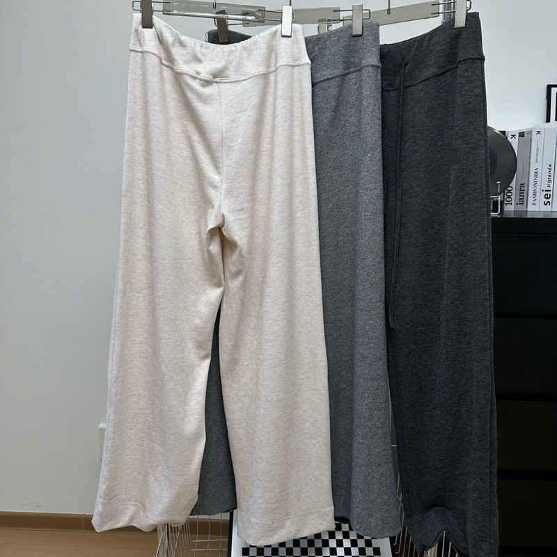 26 Autumn New Solid Color Small Logo Women's Straight Casual Pants Loose Comfortable Outdoor Sports Women's Wide Leg Pants Wholesale