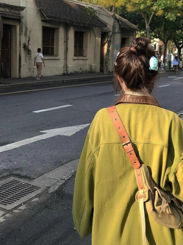 秋季复古童趣刺绣牛油果绿拼接牛仔外套女设计感小众做旧风夹克潮|undefined