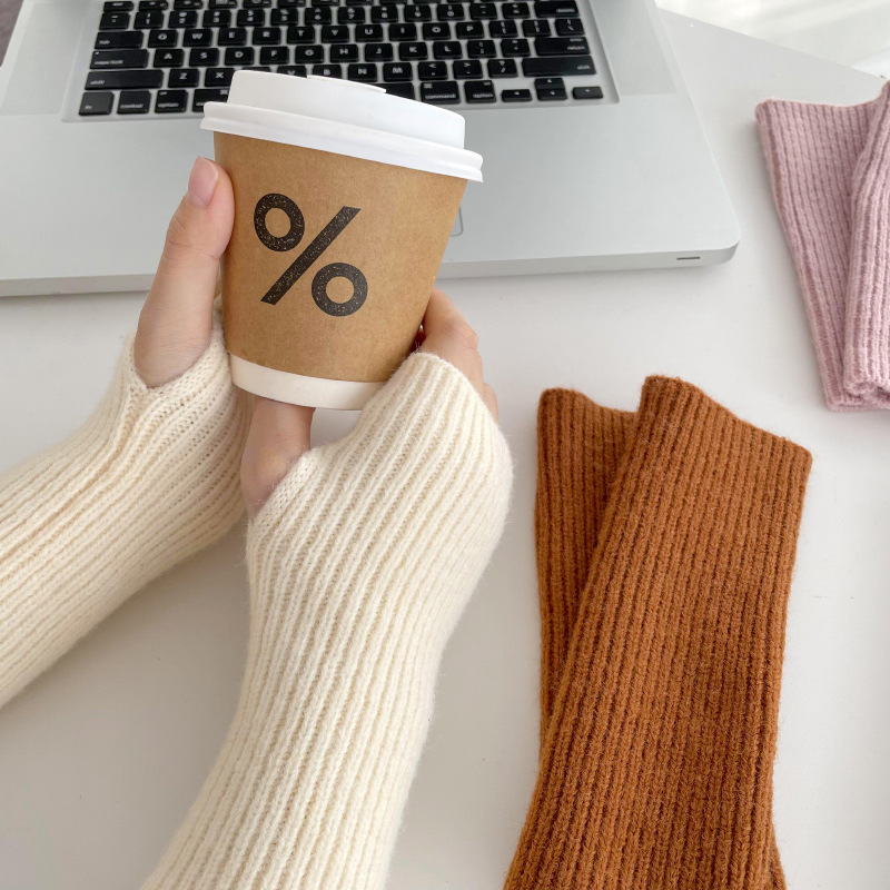 Guantes de medio dedo Otoño e Invierno de las mujeres de estilo coreano todo partido de punto cálido de lana a rayas verticales medio corte estudiante escritura guantes de montar