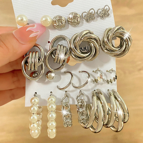 European and American cross-border inlaid pearl card set earrings for women, creative French retro gold earring set, 6-piece set