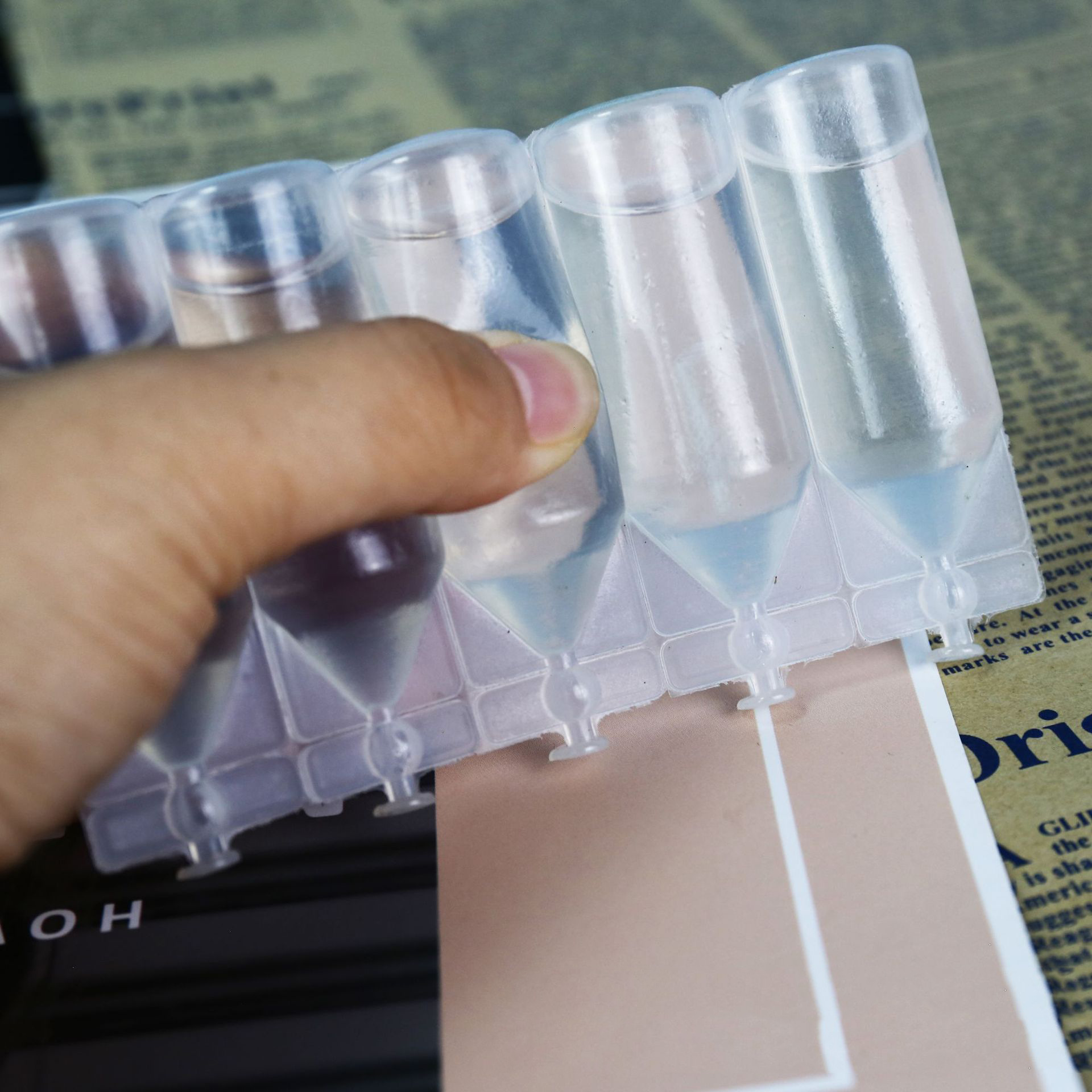 2ml botella de fila líquida 5ml botella combinada veterinaria botella de agua 20ml sub-embalaje conjunto fila botella ojo botella de agua material LDPE