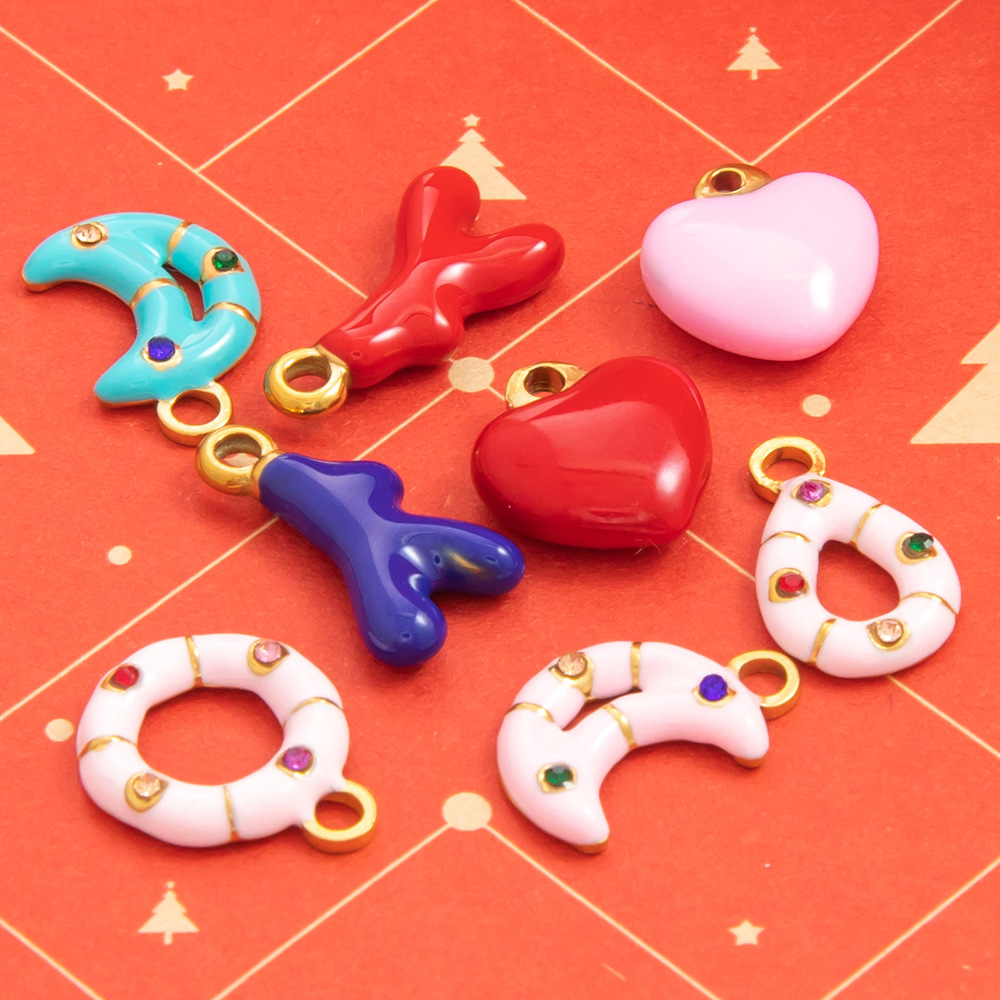 1 Piece 10*13.2mm 11.1*12.6mm 14.9*9.3mm 304 Stainless Steel Rhinestones PVD Coated Real Gold Plated Round Moon Heart Shape Pendant DIY Jewelry Accessories display picture 5