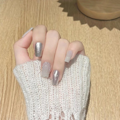 流行穿戴甲短款銀色線條閃粉輕奢風指甲貼片辣妹美甲甲片批發