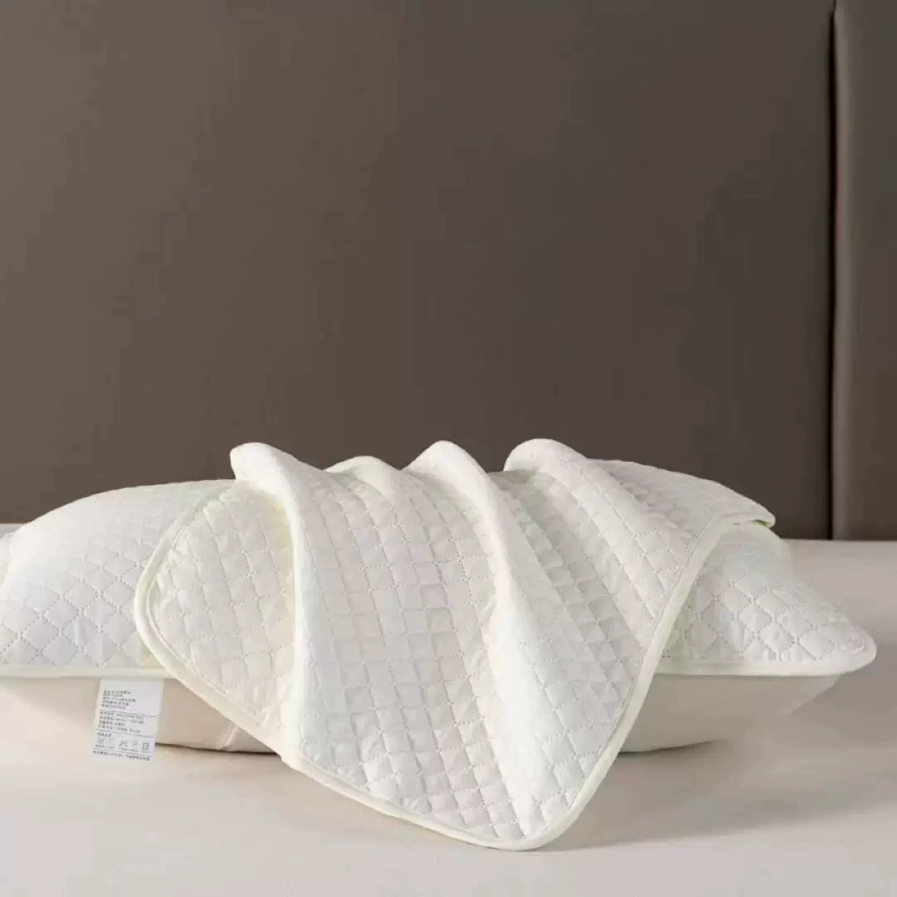 Изолирующий слой подушки, трансграничная внутренняя продажа, масляная подушка против слюны, подушка против клещей, стеганая наволочка